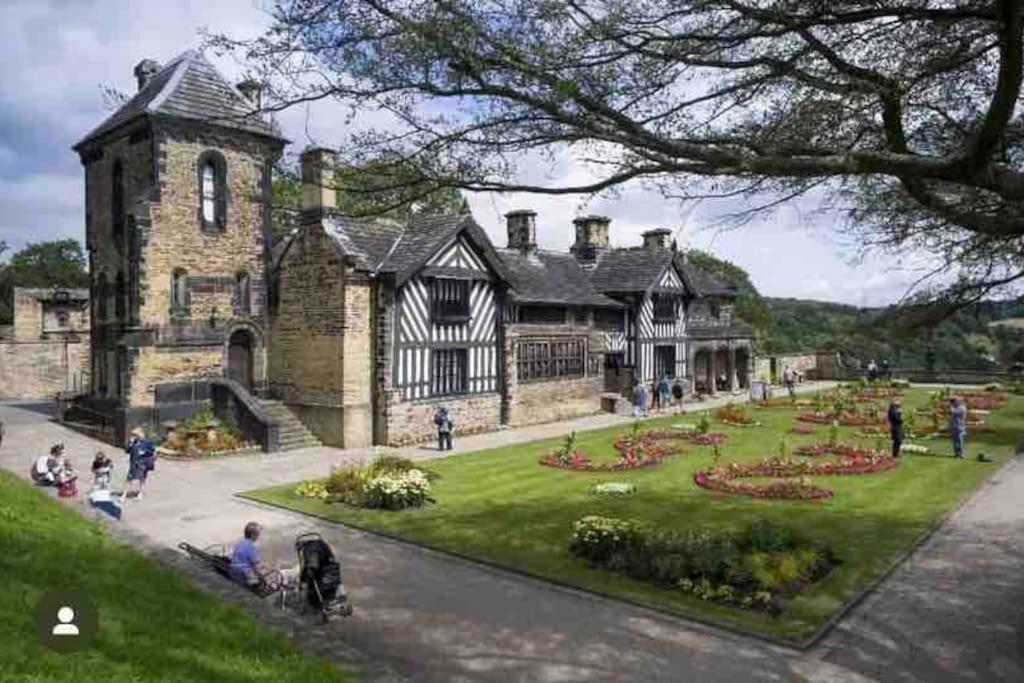 Unique Victorian Stable Conversion ฮาลิแฟกซ์ ภายนอก รูปภาพ