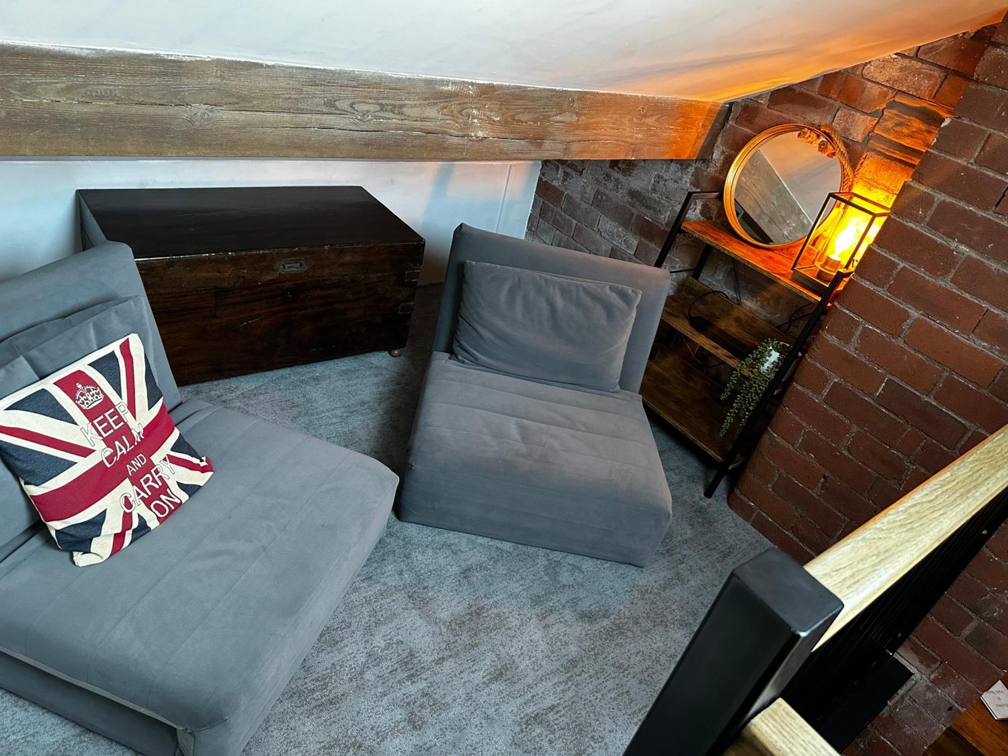 Unique Victorian Stable Conversion ฮาลิแฟกซ์ ภายนอก รูปภาพ